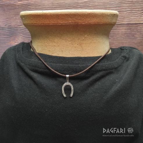 PODKOVA - dárek PRO ŠTĚSTÍ - amulet s čirými zirkony