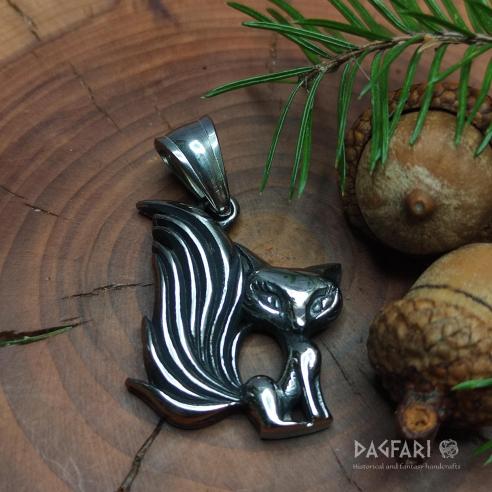 FOXY Pendant Charming fox - Beware of her beautiful eyes