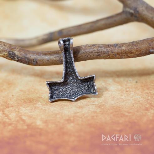 Amulett Thors Hammer Oseberg, reich verziert