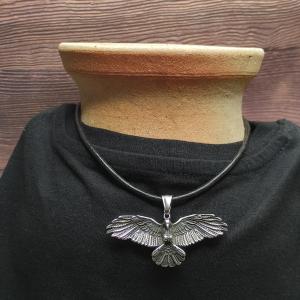 KRKAVEC - amulet letící havran, či vrána, krásné detaily 2