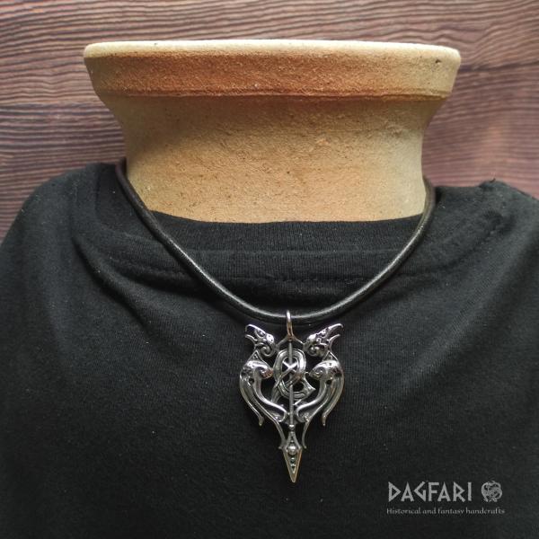 ODIN, HUGINN, MUNINN, GUNGNIR - Nordic amulet with ravens, braids and spear