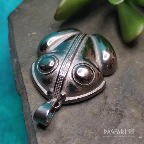 INCA FROG FROM PERU - celebrates abundance and femininity