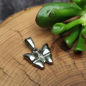 MOTÝLEK, maličký holčičí talisman