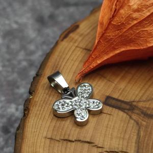 Amulet MOTÝL, s malými čirými zirkony