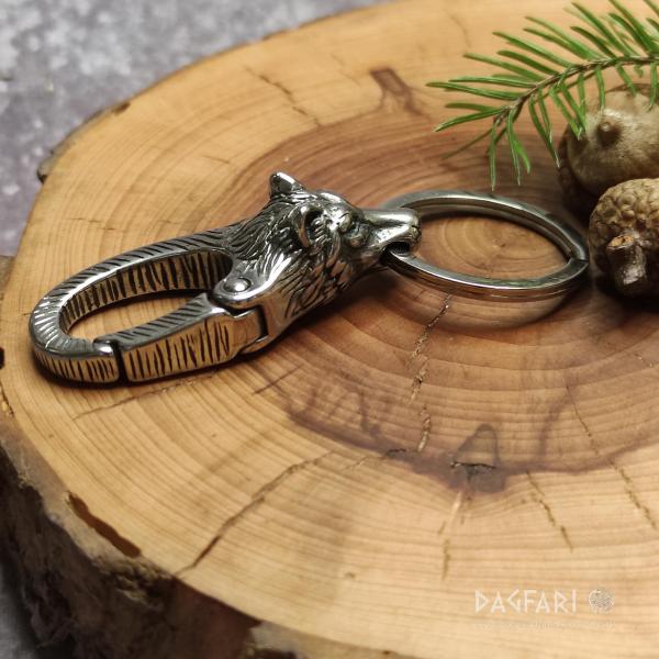 Steel buckle clasp CARABINER wolf key ring - key holder and keeper