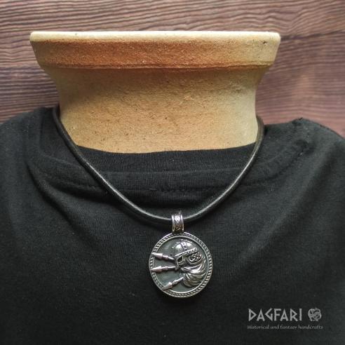 Přívěsek GUNGNIR - severský válečník a 3 kopí