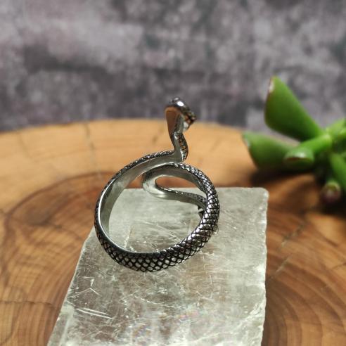 Snake ring for GUARDIAN - long neck to slim the finger