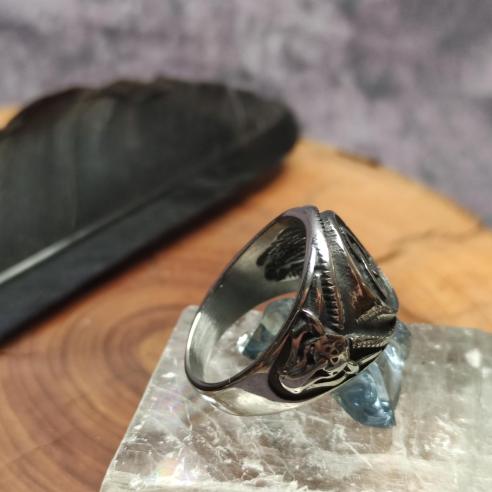 Keltischer Ring TRIKVETRA mit Ziegenkopf