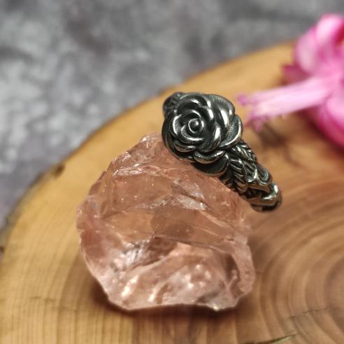 Steel ROSE - ring with the most beautiful flower