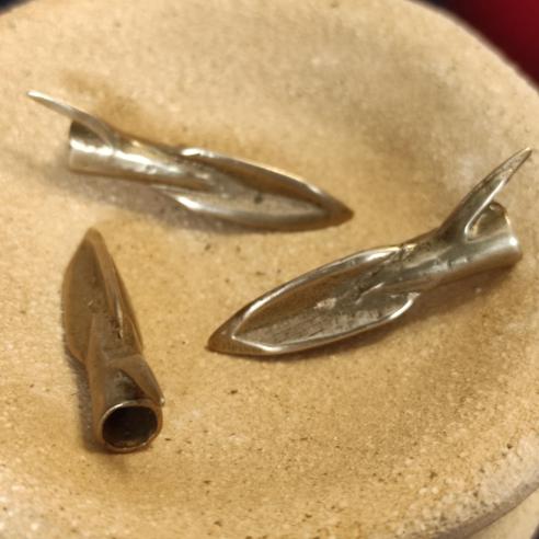 BACTRIA Šipka Trojbřitý hrot šípu s tulejí a zpětným háčkem