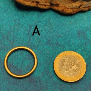 Small Sized Ring in Solid Brass for Viking Pendants / Scabbard Hangers. 2