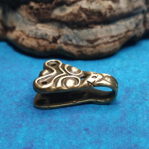 COMPONENT Extra decorated triangular Viking curtain for belt