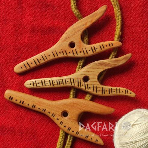 Decorated wooden LUCET - wooden fork for knitting string - medieval craft