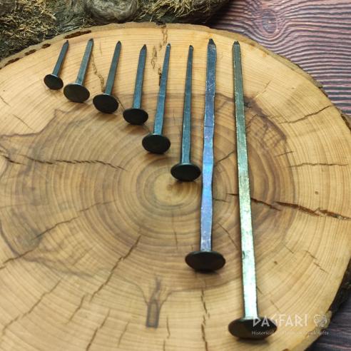 VINTAGE Dekorative geschmiedete Nägel schwarz - 6 cm