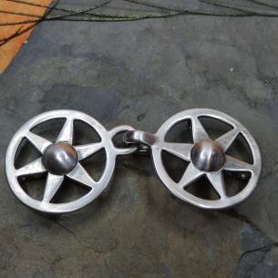 JERUZALEM Postříbřená kruhové brože - replika zapínání na plášť, vrcholný středověk 2