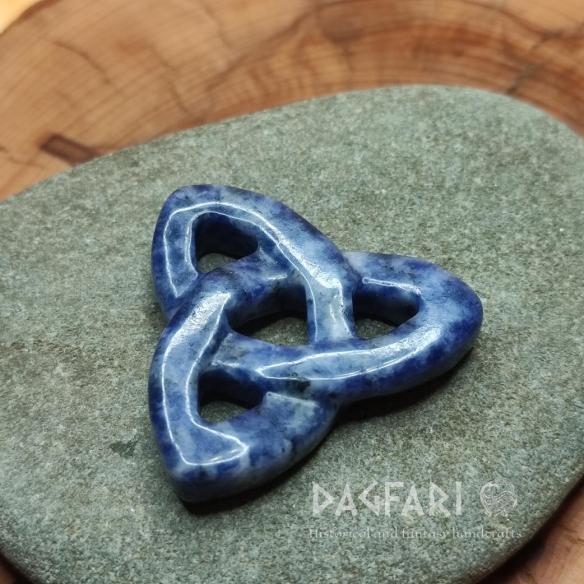 CELTIC Triquetra SODALIT  - Celtic knot of infinity and renewal