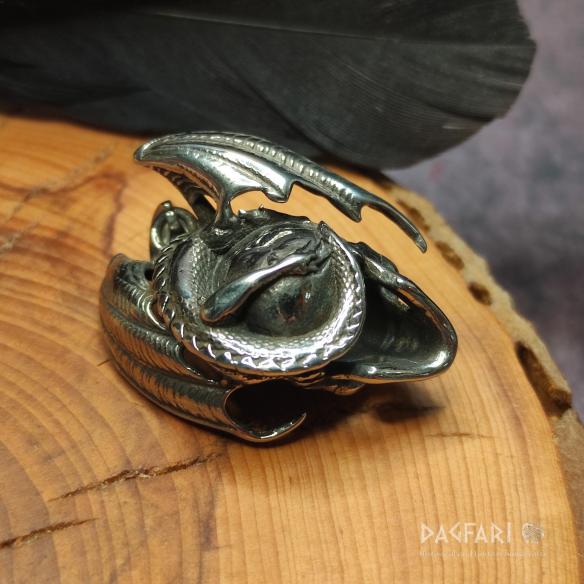 Magic DRAGON Pendant Hugging Skull - big wings and beautiful details