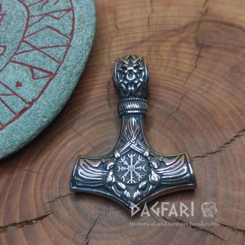 Thors Hammer mit Raben und isländischer Rune Aegishjalmur und Kompass Vegvísir