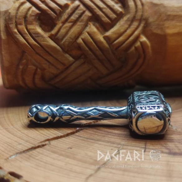 HORNS OF ODIN - Thor's hammer with long axe and triskele