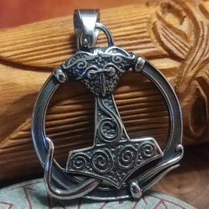 SILVIA - ocelové Thorovo kladivo v kruhu s kozlí hlavou - větší varianta