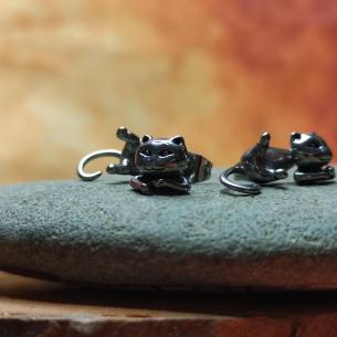 Vtipné náušnice KOČIČKY - kočky s pohyblivým zadečkem a zatočeným ocáskem