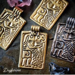 LIEBE AUS DÄNEMARK - Vendel-Nachbildung des Gulgubbar-Medaillons mit Liebespaar aus Bornholm