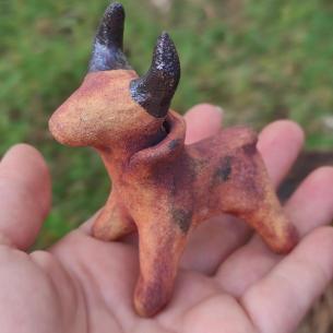 Soška REPLIKA - Býk KYPR - Starověké keramické zvířátko - figurka býčka z období 600 - 480 př. Kr. 2