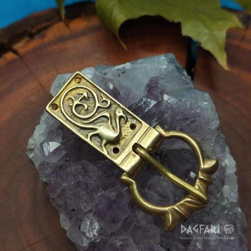 PFAU Replik Chape für Gürtelschnalle Zierplatte, Schnallenverlängerung, verzierte Gürtelplatte - Hochmittelalter