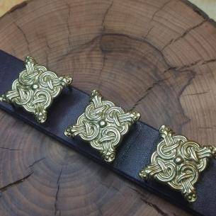 VIKING SNAKE - Replika ozdobných kování na opasek raný středověk dekorativní plíšky s dříky na řemen, HADÍ UZEL