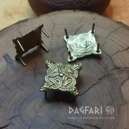 VIKING SNAKE - Replika ozdobných kování na opasek raný středověk dekorativní plíšky s dříky na řemen, HADÍ UZEL