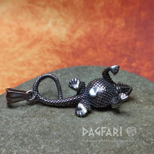 LIZARD - pendant AGAMA, symbolizes vigilance and wisdom