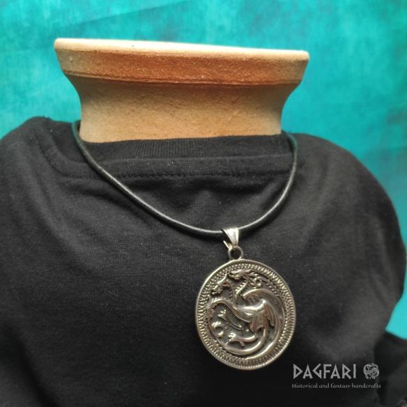 Pendant FIRE AND BLOOD - medallion of The Targaryens - Game of Thrones