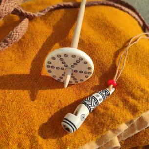 REPLICA viking age - Spindle whorl Birka - Antler - engraved decoration with rings 2