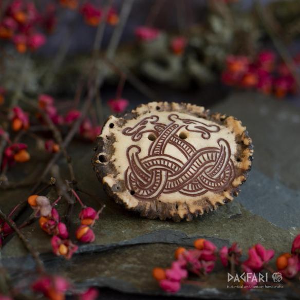 Antler Buttons Two dragons from Jelling, red