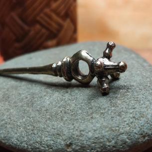 GETICA Gótská bronzová spona, jehlice - do vlasů a k ozdobení šatů 2