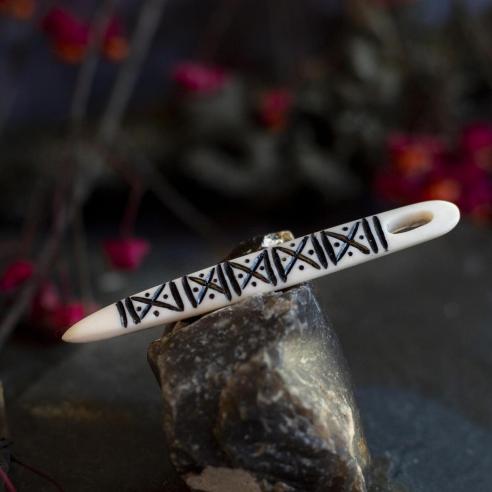 NORNS Hirschgeweihnadel NÅLBINDING, handgefertigt, historisches Stricken