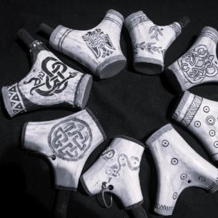 ANY MOTIF OF YOUR CHOICE Medieval salt shaker - replica of a deer antler salt container