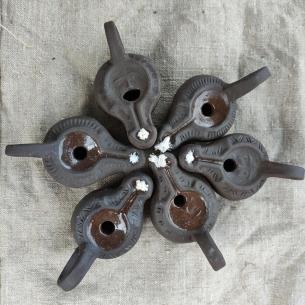 VULCANUS Handmade ceramic “Roman” oil lamp (with face)