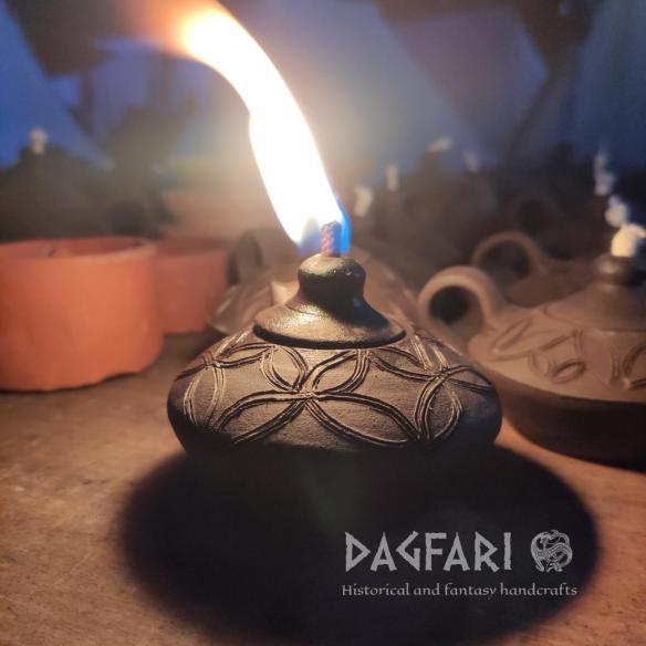 PROMÉTHEUS Keramická ručně vyrobená lampa velká, zdobená, 3 knoty + dráty