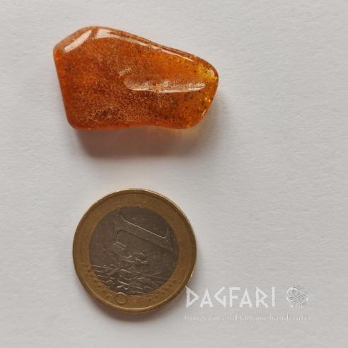 Pravý jantar - leštěné nugety bez díry pro šperkařství, řezbářství.