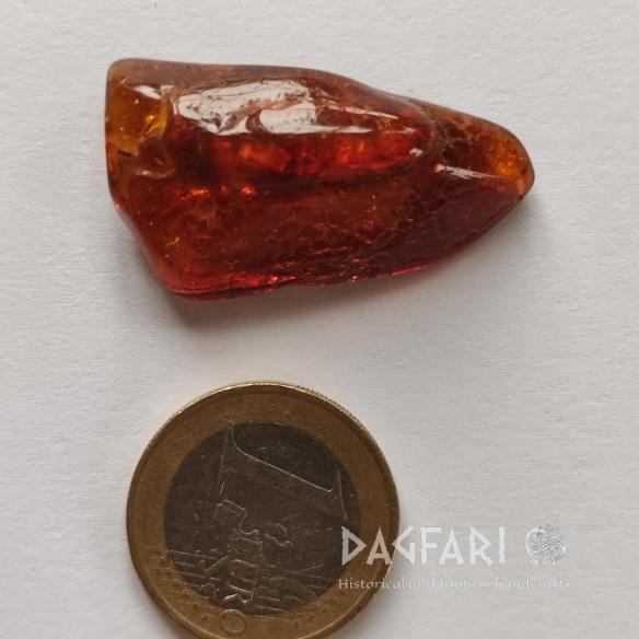 Genuine Baltic amber–nuggets without a hole, perfect for carving