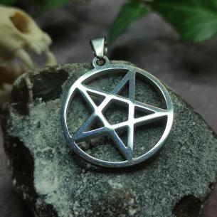 Přívěsek PENTAGRAM - malý decentní amulet z oceli 2
