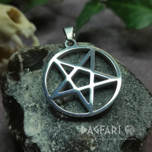 Přívěsek PENTAGRAM - malý decentní amulet z oceli