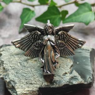 Přívěsek anděl SERAF - ocelový andílek se šesti křídly