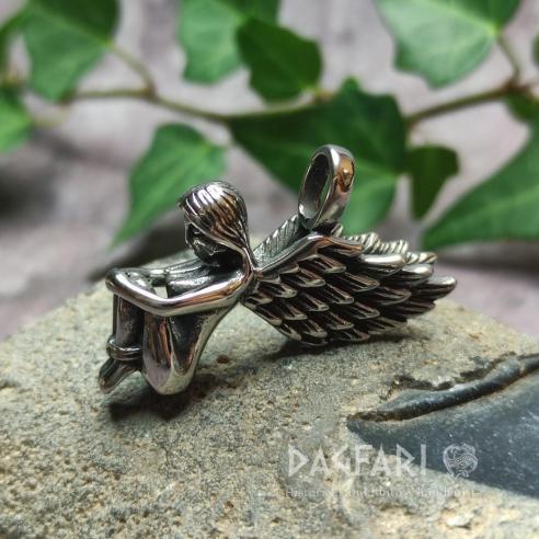 Anhänger Trauriger ENGEL – ein Talisman aus Stahl zu deinem Schutz