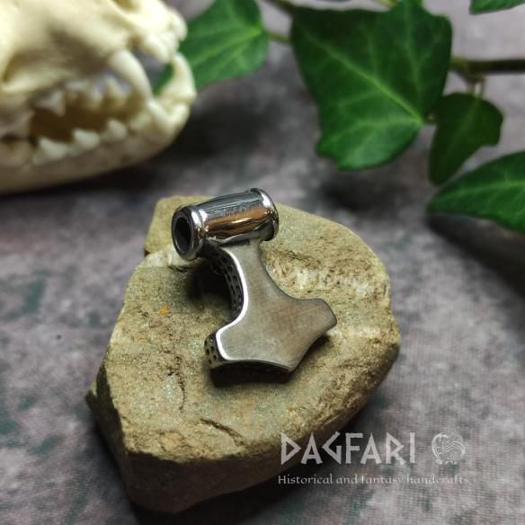 BABY VIKING – kleines Thors Hammer mit Wolfskopf hypoallergener Stahl