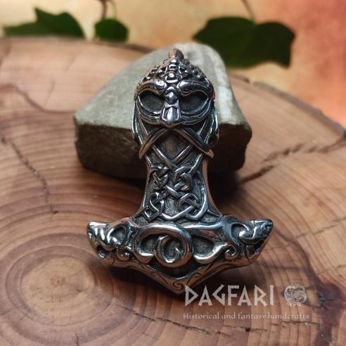 Přívěsek Thorovo kladivo VIKING HELMA s s pletenci z nerezové oceli