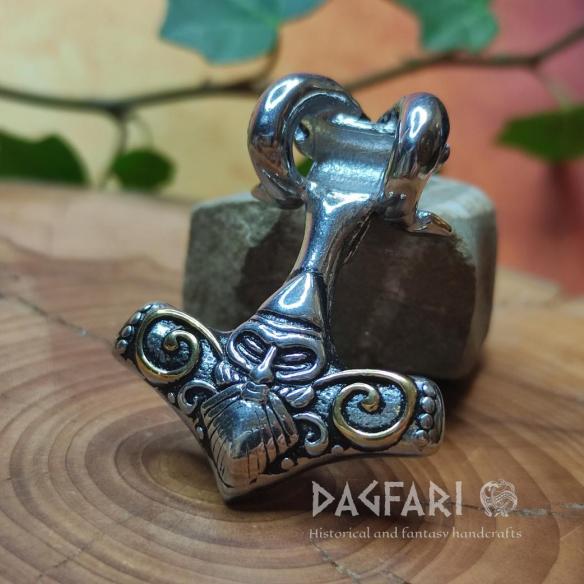 Viking přívěsek Kozlí Thorovo kladivo THOR A KOZEL, oboustranné, se zlacenými prvky symbol Odina