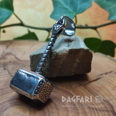Stahlanhänger Thors Hammer MJÖLNIR im Marvel-Design