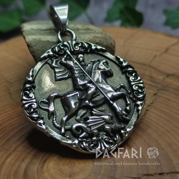 Medailon svatý JIŘÍ A DRAK – ocelový přívěsek pro spravedlivé ochránce